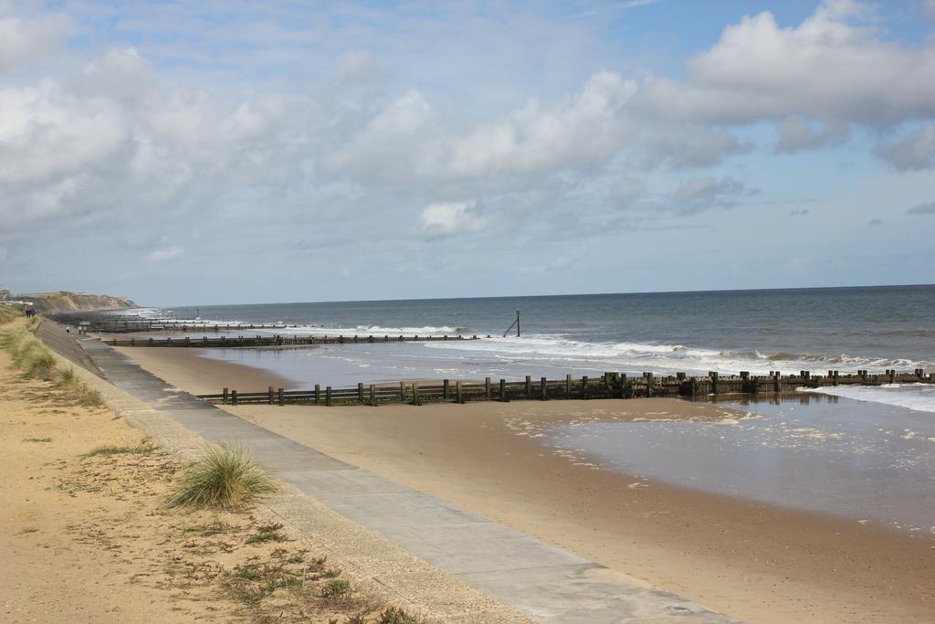 Seaview Cottage Bacton  Екстер'єр фото